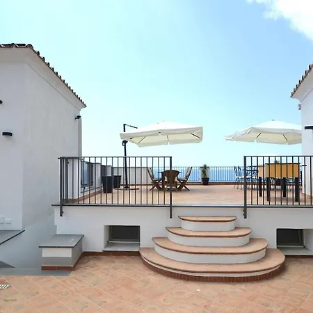 Villa Sleeps 16 Pool Air Con Wifi *
