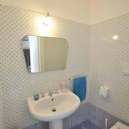 Sleeps 16 Pool Air Con Wifi *