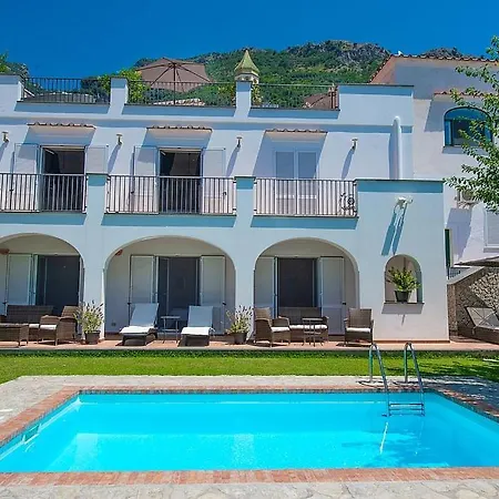 Sleeps 16 Pool Air Con Wifi Praiano